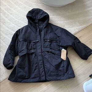NEW- Free People Movement Billie Boxy Lightweight Insulated Jacket in Black